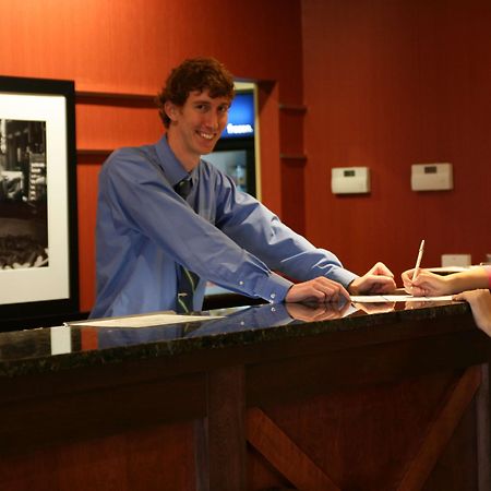 Hampton Inn & Suites Wilder Interior photo